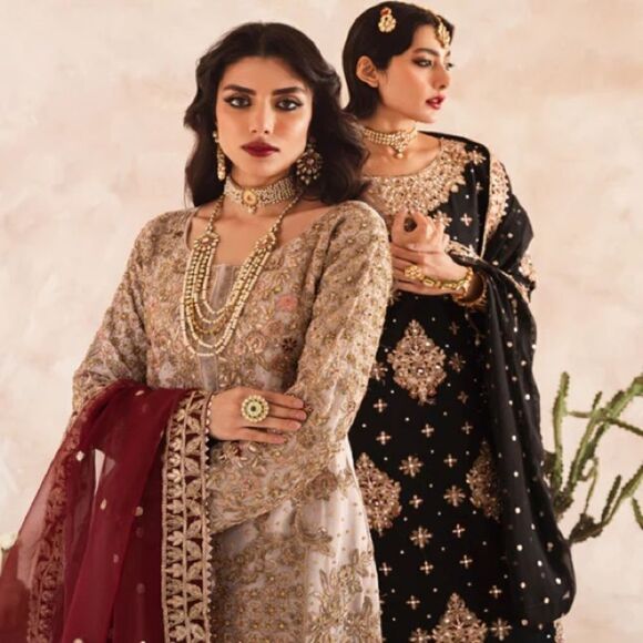 HASEENS OFFICIAL PAKISTANI AUTHENTIC DESIGNER FORMAL DRESS - SAFA PRET - 4 PIECE - Picture 4 of 4